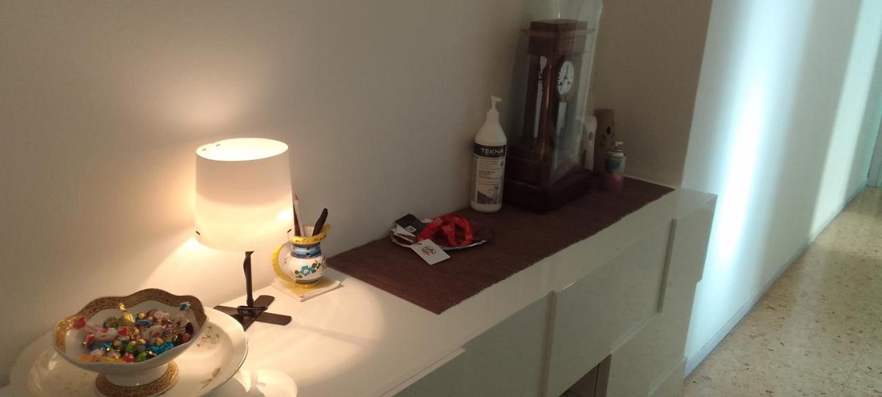 "House Of Lella" Appartamento 2 Camere Da Letto Μιλάνο Εξωτερικό φωτογραφία